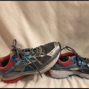 Brooks Women’s Ravenna 7